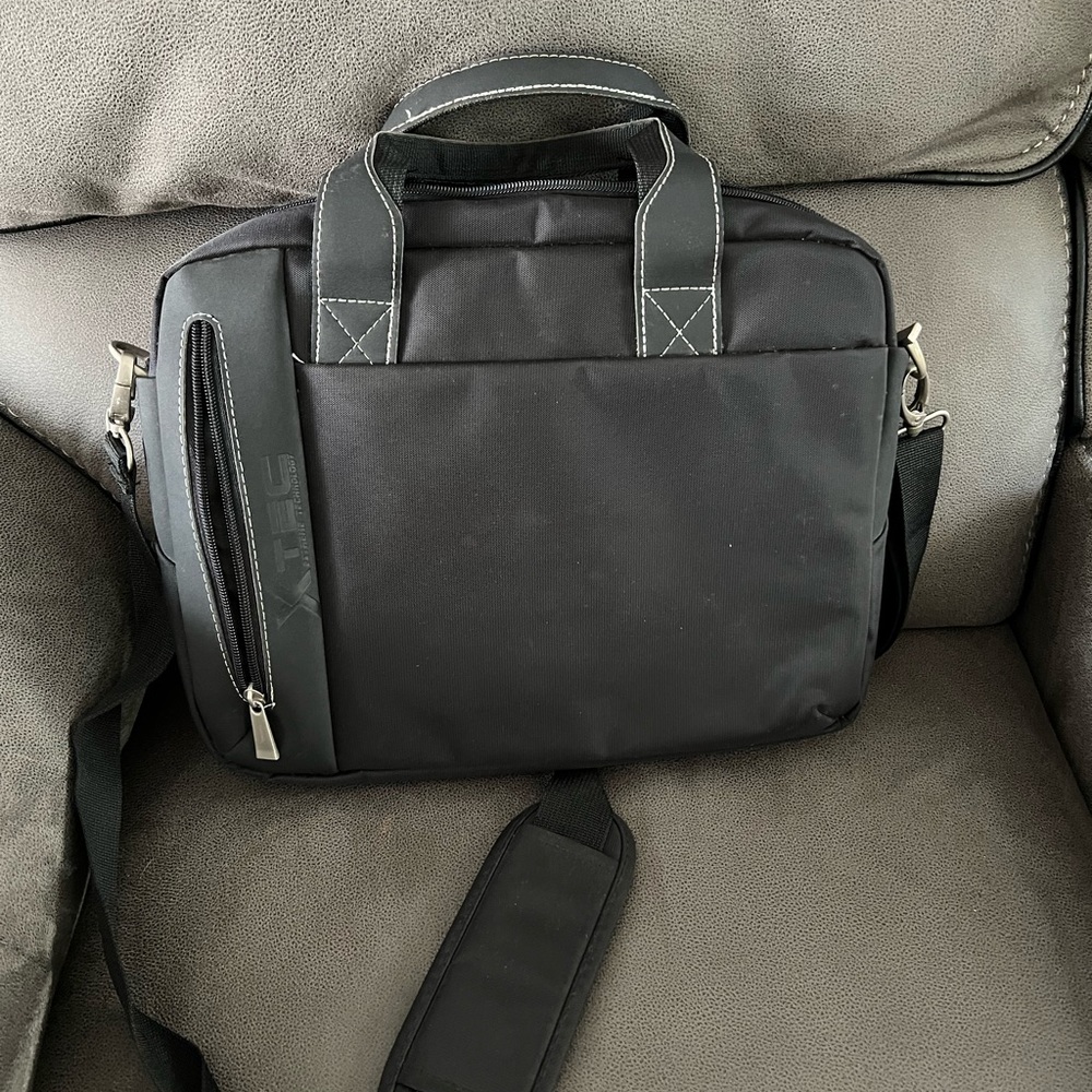 Xtech Laptop Bag